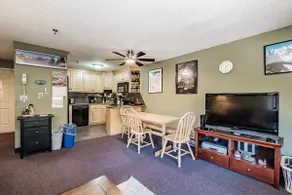 Np 1-210 - Image 5