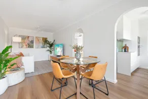 Spacious Apartment Near Cronulla Beach - Image 3