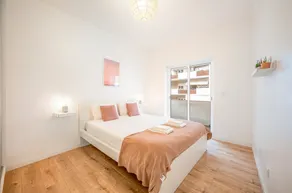 GuestReady - Modern Comfort in Almada - Image 3