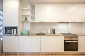 GuestReady - Modern Comfort in Almada - Image 4