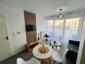 La Suite Bezannes Parking Balcon - Image 4