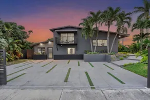 Elegant Tropical Villa | 7BR, Pool & Jacuzzi - Image 2