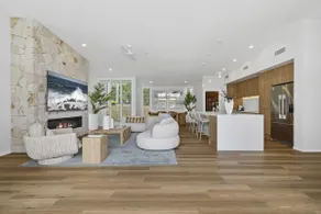 Quiet Coastal Retreat with BBQ & Outdoor Space - Image 2