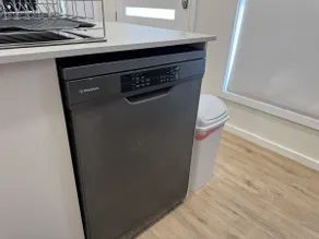 Spacious New Home for 12 Guests - Image 4