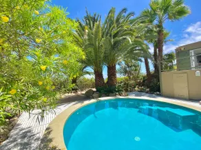 Exklusiv kustvilla med privat pool och magnifik utsikt över havet och bergen - Image 3