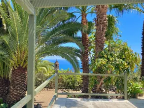 Exklusiv kustvilla med privat pool och magnifik utsikt över havet och bergen - Image 5