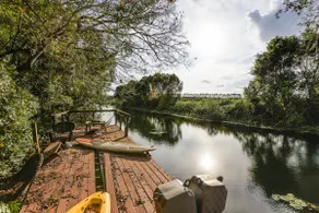 Canal-front Retreat w/ Hot Tub & Dock in Tavares - Image 2