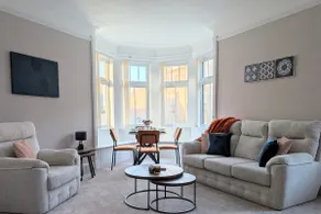 Longrow Apartment - Image 2