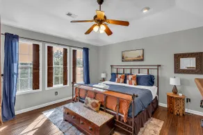 Hill Country Retreat Hot Tub, Luxury, Sleeps 14! - Image 4