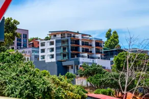 Duplex Penthouse with 3 Balcony's I Table Mountain Panoramic Views - Image 4