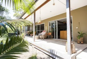 Honeybird Hideaway - Image 2