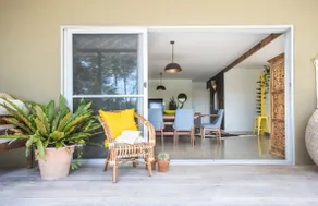 Honeybird Hideaway - Image 4