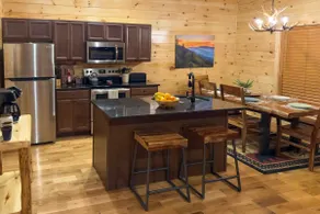 Gatlinburg Mountain Cabin: 4 Mi to National Park! - Image 5