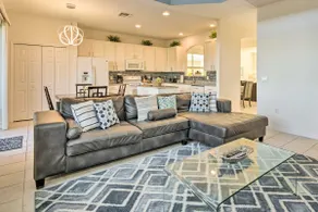 Resort Perks & Gas Grill: Spacious Davenport Haven - Image 5
