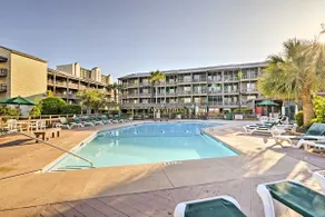 Walk to Coast: North Myrtle Beach Condo w/ Pool! - Image 3