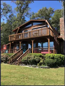 Callender Blue, a cozy lakeside cabin paradise - Image 2