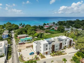 NEW LUX 2BR, Walk to Beach! Sky Pool Deck - Image 3