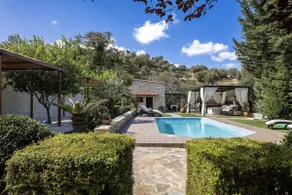 Maratho Villa - with Private Pool - Image 2