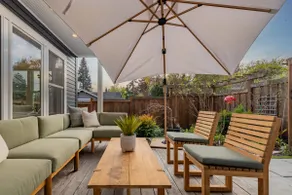 Phinney Ridge Luxe Retreat | Gym, BBQ & Game Room - Image 4