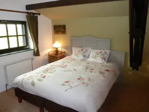 Five-Bedroom Holiday Home in Somme-Leuze - Image 4