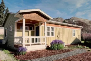 Sunny Scandi Gorge Base | Trails, Wineries, River - Image 5