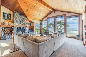 Cove Beach Lodge - Magnificent Oceanfront! - Image 2