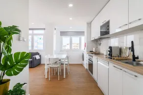 M J House - Image 3