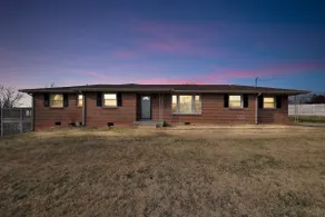 Quiet Retreat Near Opryland & Airport home - Image 2