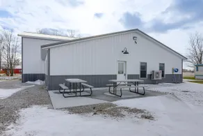 Patio & Parking! Modern Bunkhouse Near Lake Erie - Image 3