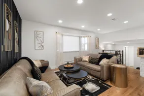 Luxe & Large 4BR/3BA • Sleeps 8 • GameRoom FirePit - Image 4