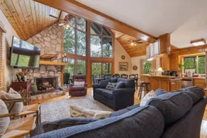 Water's Edge - Lakeside retreat - Image 2