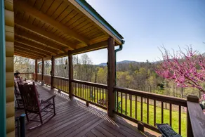 Mountain Memories-Sleeps 10-Wifi-Gamerm-King-Bunks - Image 2