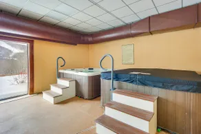 Hike, Bike & Swim: Mt Snow Condo w/ Resort Perks - Image 4