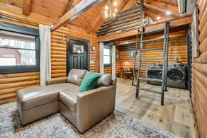 Peaceful Cabin w/ Hot Tub in Dundee: Dogs Welcome - Image 3