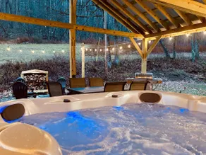Cozy Streamside Cottage, Pavilion, Hot Tub Firepit - Image 3