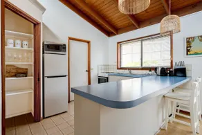 Sea Breeze on Orton - 5 minute walk to the beach! - Image 4