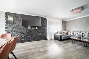 Splendida villa totalmente attrezzata con terrazza e giardino | Vista sulla montagna | Ideale per lavorare da remoto - Image 3