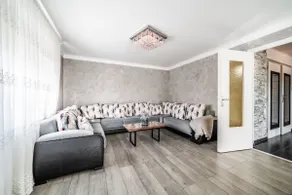 Splendida villa totalmente attrezzata con terrazza e giardino | Vista sulla montagna | Ideale per lavorare da remoto - Image 2