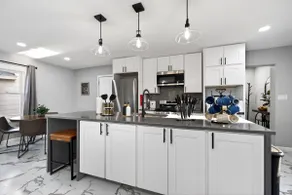 Franklin 4BR Retreat, Fenced Yard, No Airbnb Fees - Image 5