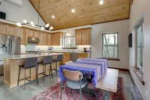 Epic Lake Views! 'the Ridge' Eureka Springs Home - Image 3