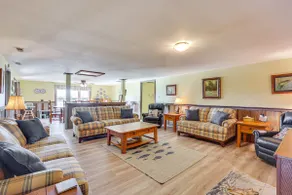 100-acre Family Getaway in Kenbridge: Pets Welcome - Image 4