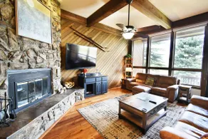 BIG Unit Near Lake, Rec Path, Dining! HOA Hot Tub - Image 2