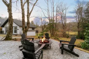 Mountain Home + Cottage Minutes to Downtown - Image 4