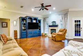 Group-friendly Burleson Getaway w/ Outdoor Oasis - Image 3