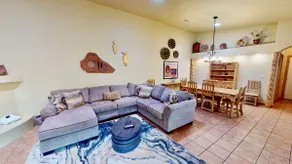 Downtown Moab 3-Bedroom Townhome, 2-Car Garage, piscina interna riscaldata, barbecue Patio - Image 5