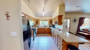 Downtown Moab 3-Bedroom Townhome, 2-Car Garage, piscina interna riscaldata, barbecue Patio - Image 4