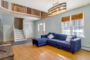 Hiking & Skiing Galore! Home in East Wallingford - Image 3