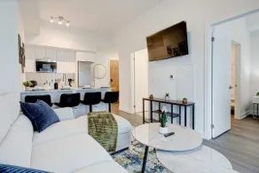 Stylish Skyview Condo in Kitchener Downtown - Image 4