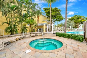2BR Beach Club – Beach, Heated Pool & Hot Tub - Image 5