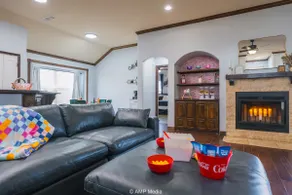 Candy Land Lane- 3 Bedrooms | Retro Game Room! - Image 2